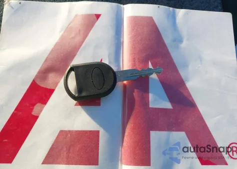 2010 Ford Escape Xlt from USA, damaged, VIN 1FMCU0D7XAKD37236